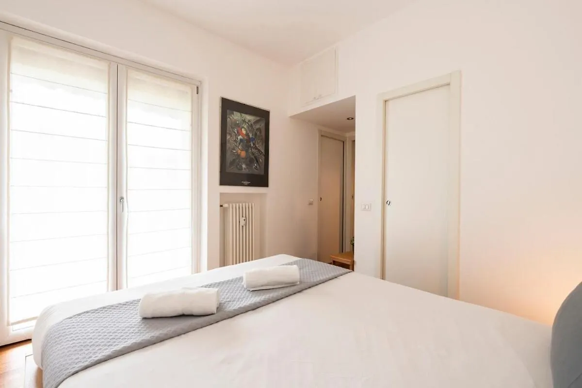 Ippodromo Cozy Stay Near San Siro Милан Апартаменты